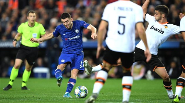 "الحصان الأسود" يخرج من الباب الصغير.. وفالنسيا وتشيلسي إلى دور الـ16 في أبطال أوروبا