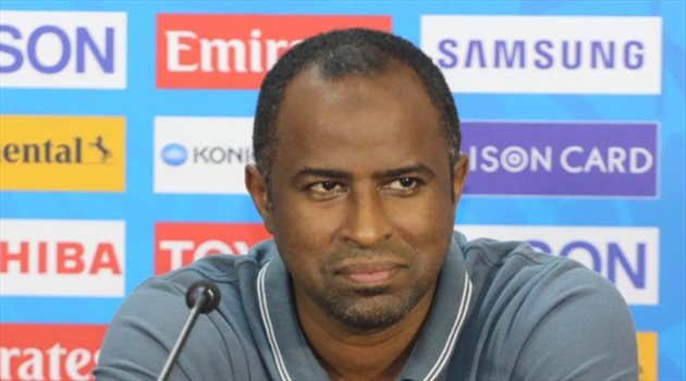 مفاجأة.. إدارة الحائلي تدرس الأبقاء على العبدلي مدير فنيا للاتحاد