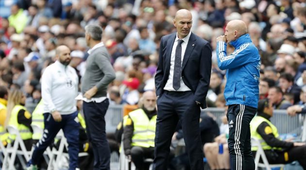 أزمة جديدة في ريال مدريد قبل ملاقاة فالنسيا.. تعرف عليها