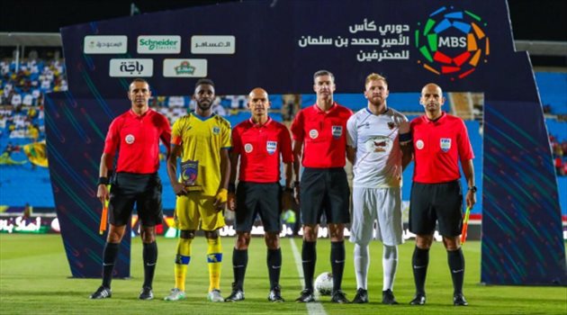 الحزم يقدم شكوى رسمية لـ"الانضباط" ضد حكم مباراة التعاون