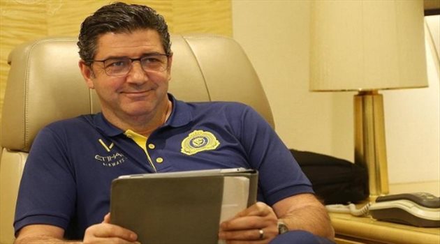 الشهري يبرز ذكاء فيتوريا في قتل انتفاضة الدقائق الأخيرة للهلال