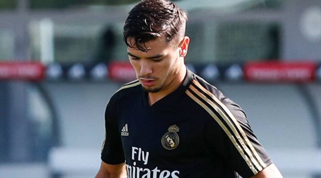 ريال مدريد يعير لاعبه الواعد.. داخل الدوري الإسباني