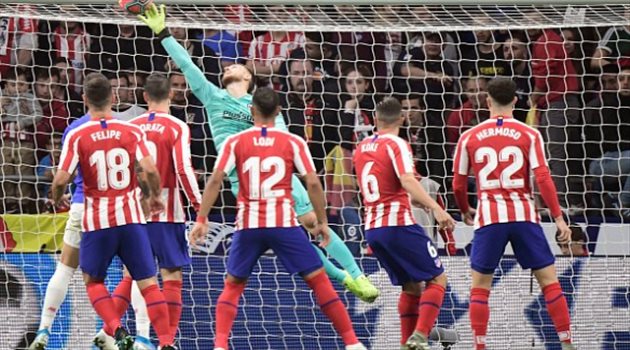 هدف أسطوري يسقط أتلتيكو مدريد في فخ ديبورتيفو ألافيس بالدوري الإسباني