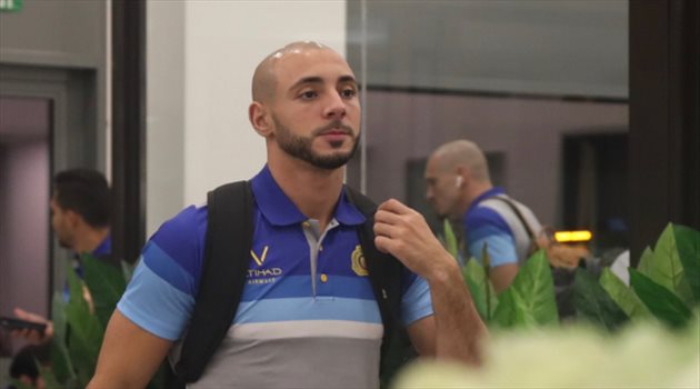 أمرابط يتحدث عن مستقبله بعد النصر.. "العودة لإسبانيا وحنين إلى هولندا"