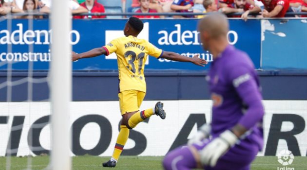 أعجوبة برشلونة يدخل التاريخ.. أصغر لاعب يسجل بقميص النادي الكتالوني