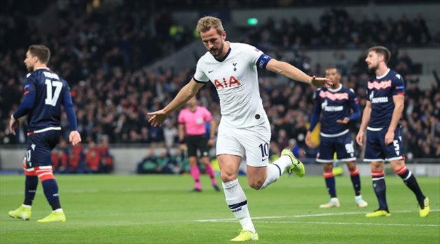 هاري كين يقترب من تحطيم أسطورة مانشستر يونايتد بدوري أبطال أوروبا