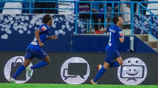 الهلال "يحبط" النصر في شوط اللقطة الجدلية بديربي الرياض