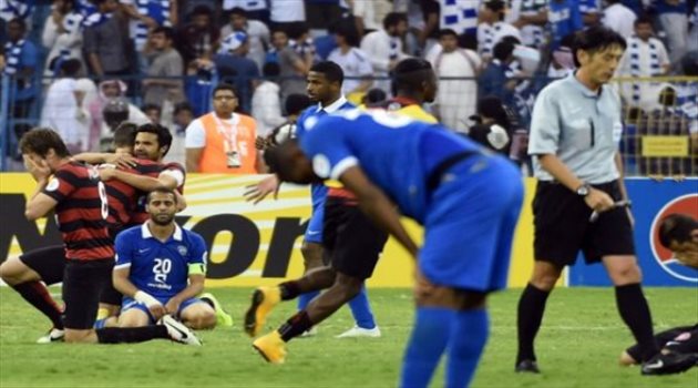 إعلامي يحذر من حكم مباراة السد والهلال: "لا نريد تكرار كارثة نشيمورا"