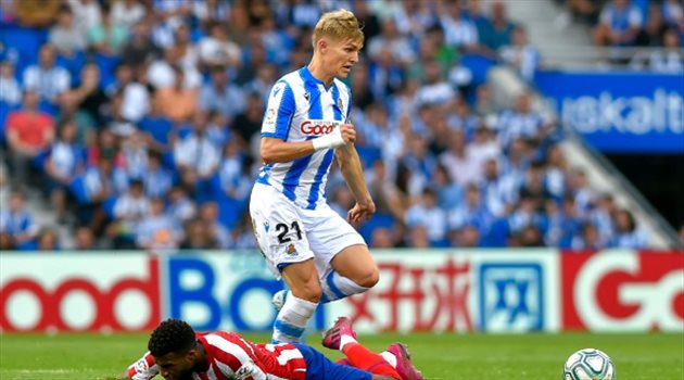 حسرة في مدريد.. لاعب الريال المعار يفوز بجائزة الأفضل في إسبانيا