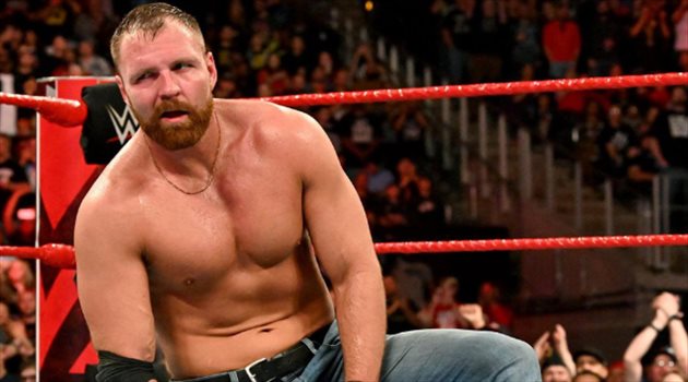 نجم "WWE" المجنون يرفض استخدام الهواتف الذكية