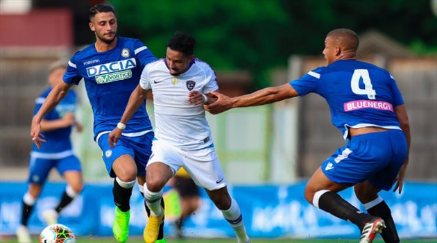 الدوسري يقود الهلال لفوز مثير على أودينيزي في معسكر النمسا