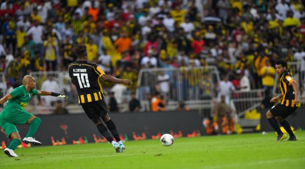 "المنقذ" يهدد حمد الله وينقل أزمة النصر إلى الاتحاد