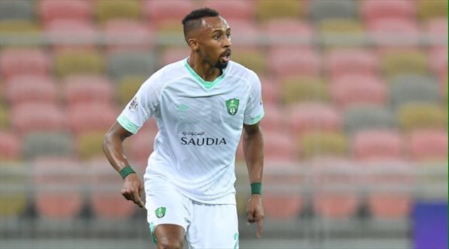 المحمدي يمنح الأمل لظهير الأهلي الطائر