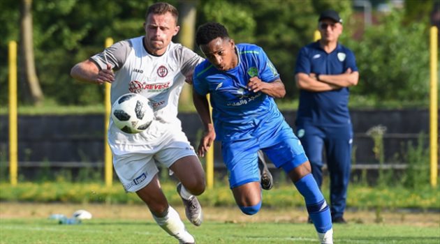 الفتح يفوز على "أراد" الروماني بثنائية وديا