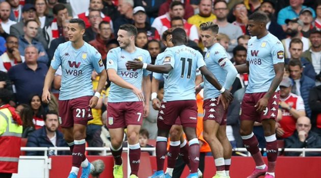 مفاجأة مدوية.. بطل أوروبا مع برشلونة قريب من أستون فيلا !