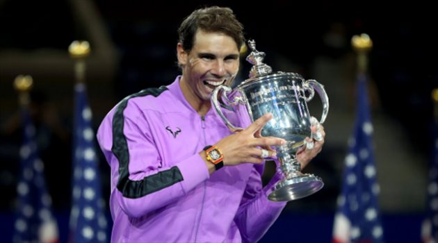 نهائي أمريكا المفتوحة| نادال يتخطى ميدفيديف بصعوبة ويقترب من فيدرر بالجراند سلام رقم 19