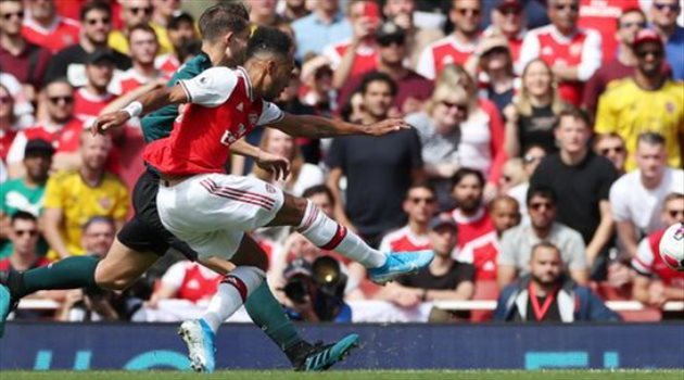 أرسنال يستعيد العلامة الكاملة بعد 10 سنوات وسيبايوس يسجل رقم قياسي