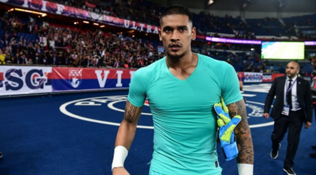 صورة.. ريال مدريد يسجل حارسه الجديد في كشوفات الليجا