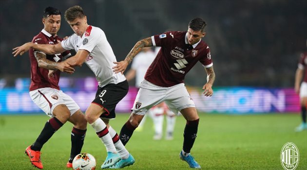 خيبة جديدة لميلان بخسارة أمام تورينو في الدوري الإيطالي