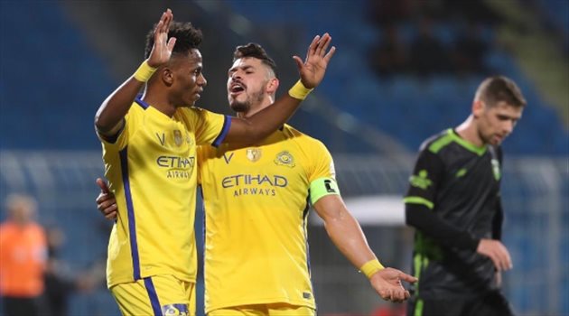 تقرير فرنسي يمنح مهاجم النصر "قبلة الحياة"