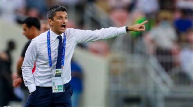 صورة| صحيفة يونانية تبرز جنون لوشيسكو بعد رباعية الهلال في الأهلي