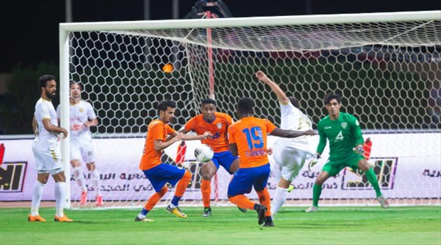 الفيحاء يقلب الطاولة على الفتح ويلحق الخسارة الأولى لفيريرا