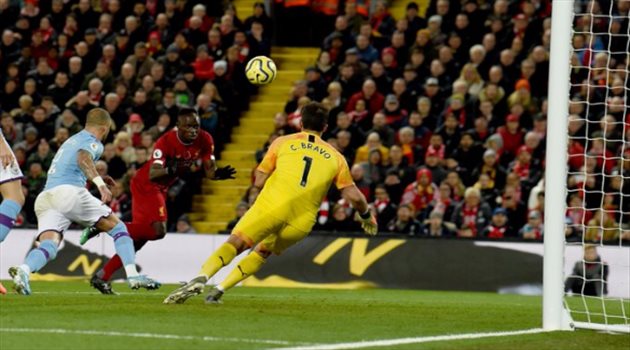  بـ"ثلاثية".. ليفربول يرسل مانشستر سيتي إلى المركز الرابع في الدوري الإنجليزي