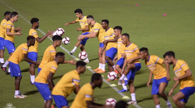 إعلامي يكشف عن اعتزال نجم النصر رسميا