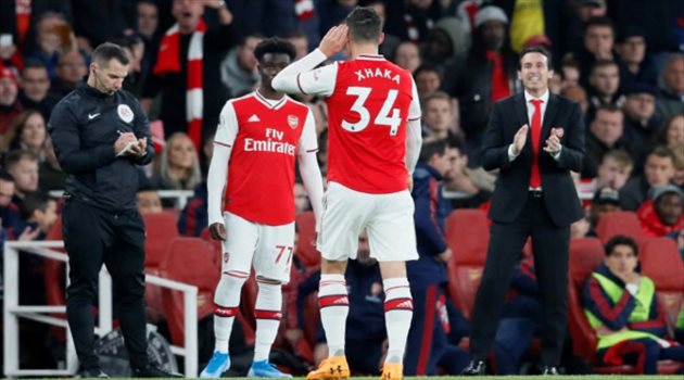 "نتمنى إصابة ابنتك بالسرطان".. تصريحات مثيرة من نجم أرسنال