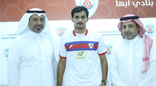 هل يثبت نظريته للنصر.. آل عباس يتألق في أول اختبار مع أبها