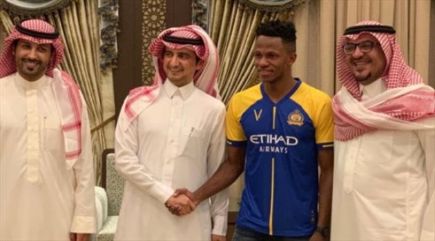 التعاون يكشف "كواليس البيع المبكر لآدم ولماذا فضل النصر على الاتحاد"