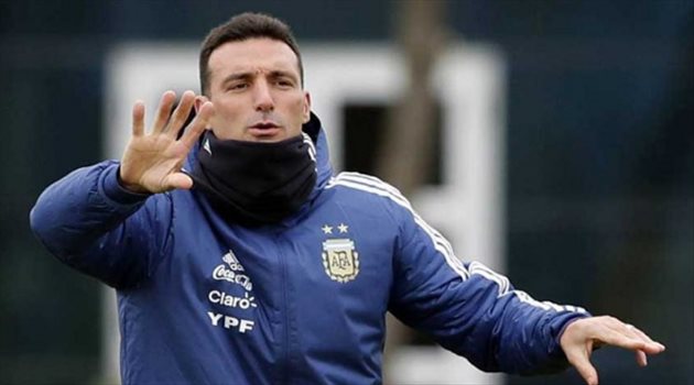 خسارة الأرجنتين أمام السعودية ترعب سكالوني.. تصريح ناري