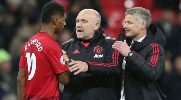 مدرب مانشستر يونايتد: مواجهة ليفربول مخيفة.. ومنعت اللاعبين من هذا الأمر