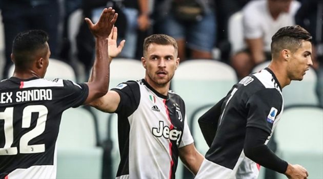 نجم يوفنتوس الجديد عن كريستيانو رونالدو: مجرد رجل عادي!