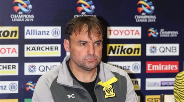 الأهلي في ورطة.. شرط سييرا يعرقل المفاوضات مع إدارة الراقي