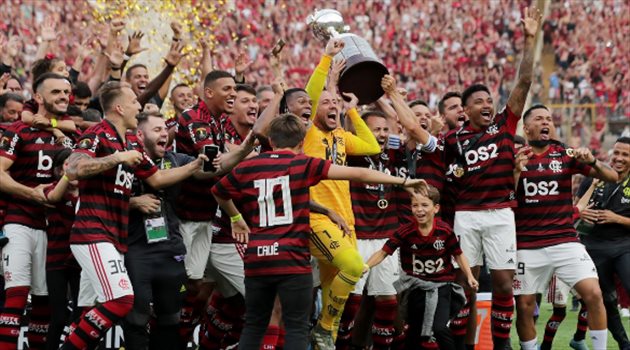 مفاجأة.. الهلال يحرم الأهلي من التعاقد مع نجم فلامنجو