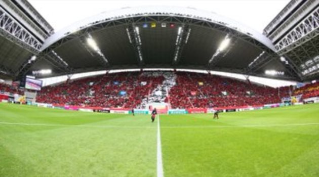 فيديو.. وداع أسطوري من الجماهير اليابانية لدافيد فيا قبل الاعتزال