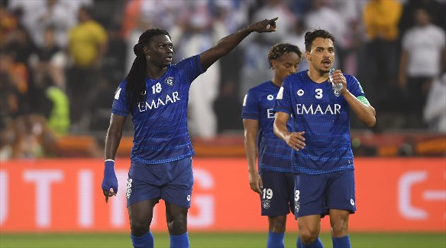 بافيتمبي جوميز وكارلوس إدواردو - الهلال الأهلي يخطف "التاريخي" من الهلال على طريقة نجوم التعاون !