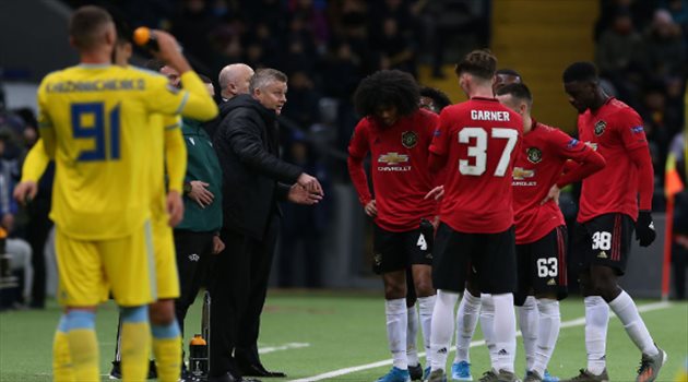 صدمة.. أستانا يصعق مانشستر يونايتد بثنائية في الدوري الأوروبي