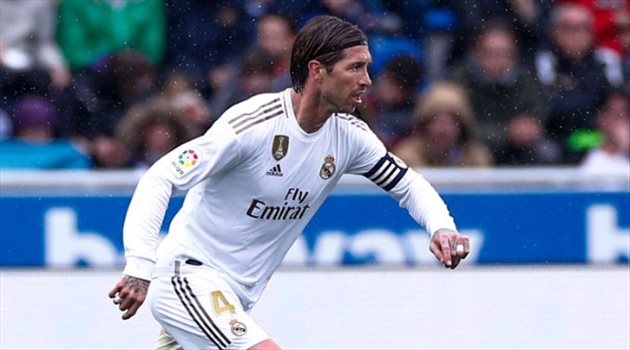 مفاجأة كبرى.. تقاليد ريال مدريد التاريخية تهدد برحيل راموس