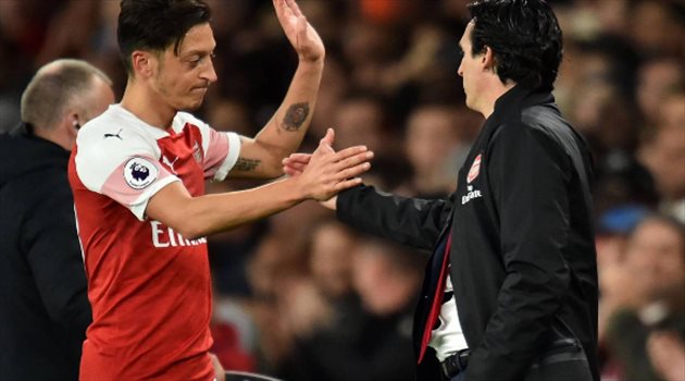 صدق أو لا تصدق.. أوزيل يمنع أرسنال من ضم نجم ريال مدريد