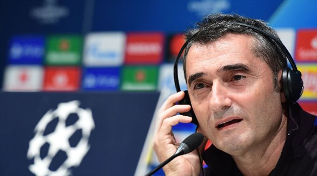 قبل ملاقاة إنتر.. أول تعليق من مدرب برشلونة على ضم مارتينيز