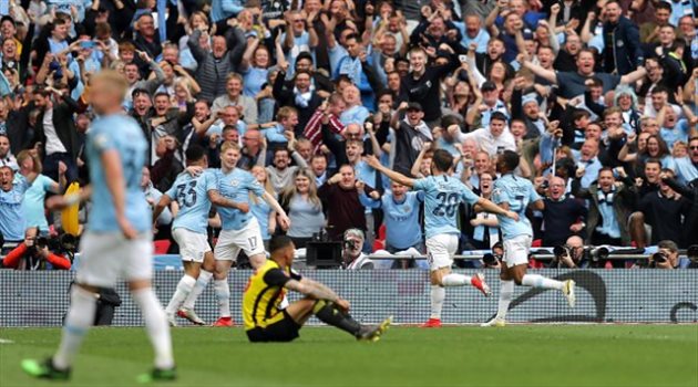 فيديو.. مانشستر سيتي يدك شباك واتفورد ويتوج بلقب كأس الاتحاد الإنجليزي