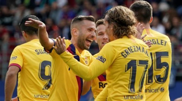 في ثلاثية إيبار: برشلونة يضرب "عدة عصافير.. بحجر واحد"