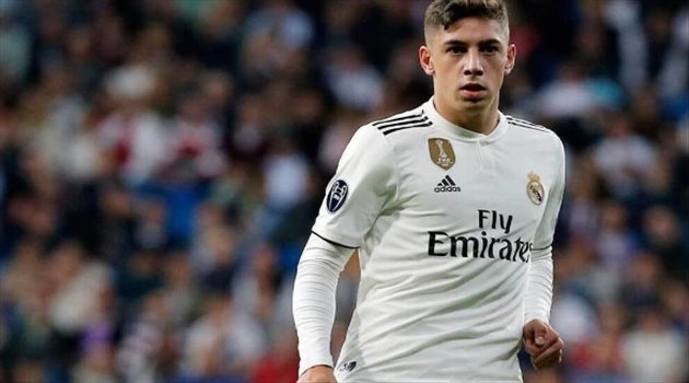 زيدان في معضلة لاختيار تشكيل ريال مدريد بإصابة جديدة في خط الوسط