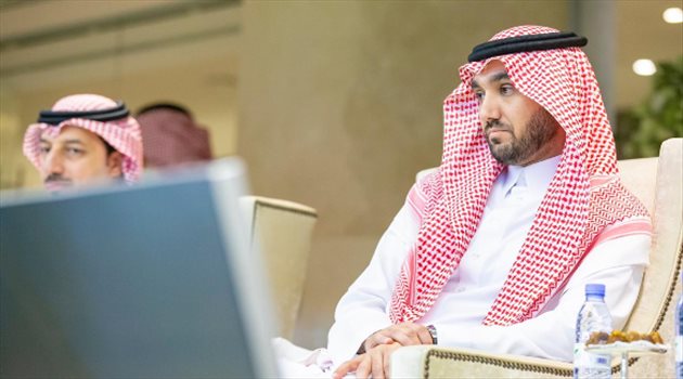 رسالة وزير الرياضة الأخيرة إلى الهلال قبل نهائي القرن