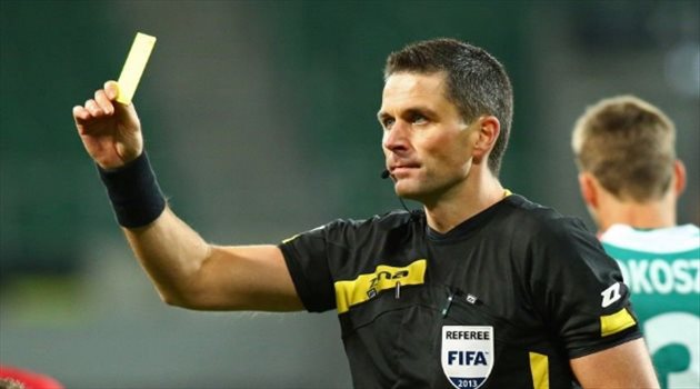 حكام مباريات الأحد| طاقم هولندي وبولندي لختام الجولة الثالثة من دوري المحترفين