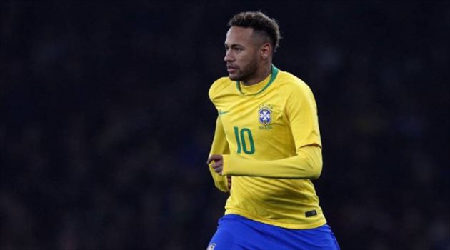 موقف غريب.. الكشف عن مطالب نيمار "التعجيزية" لبرشلونة وريال مدريد