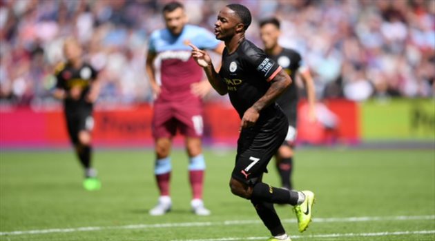 برشلونة يسعى لخطف ستيرلينج من دكة جوارديولا