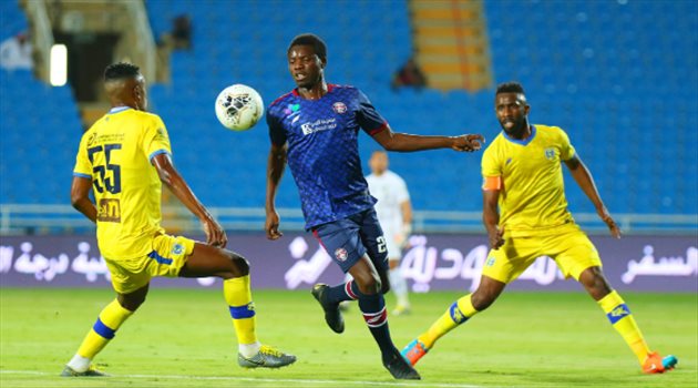 دوري المحترفين| التعاون يقلب الطاولة على العدالة في مباراة دراماتيكية